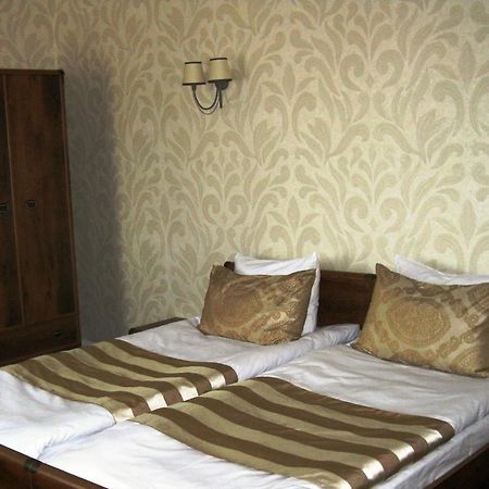 Kera Hotel Nesterenki エクステリア 写真